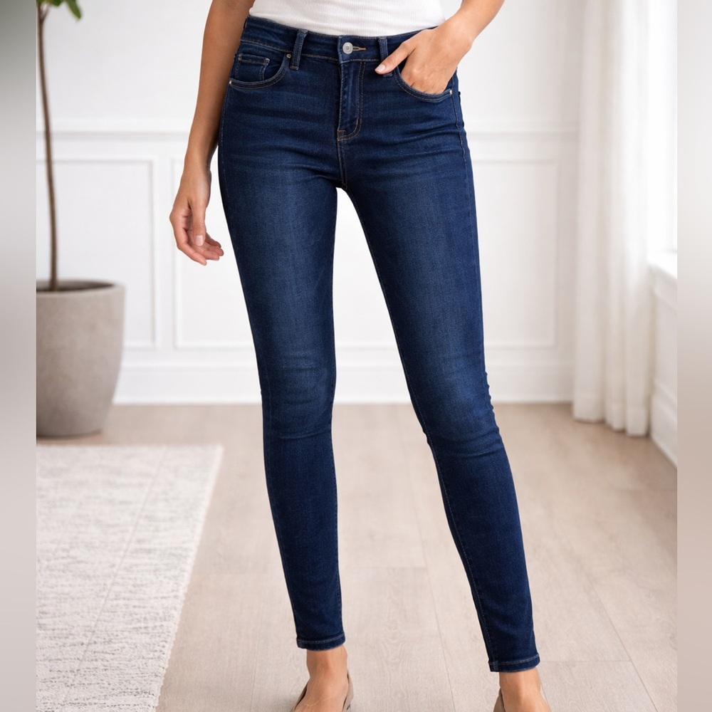 American Eagle Outfitters Dark Wash‎ Skinny Jeans size 4 Regular